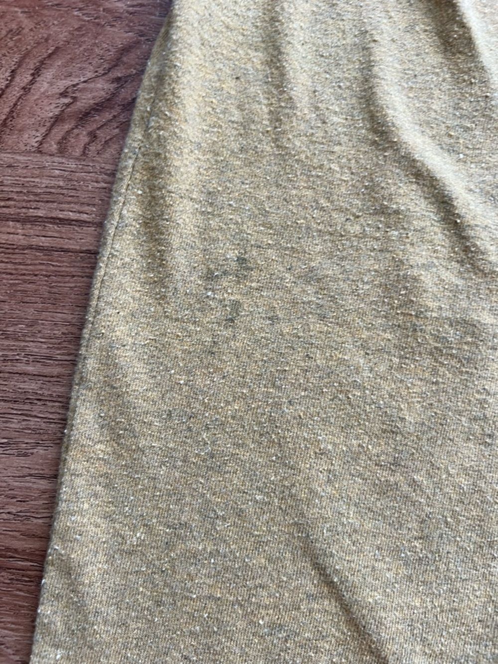 Patagonia Responsibili-Tee Shirt Mens X-Large Gold P-6 Logo Graphic Tee Outdoor - Picture 7 of 8